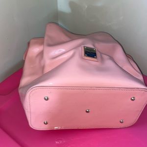 Dooney and bourke purse